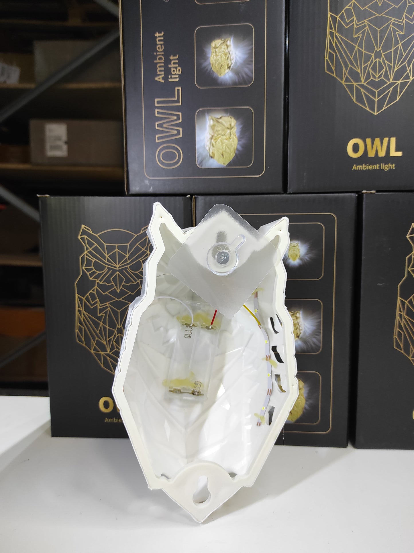 lámpara de pared con impresión 3D de resina búho